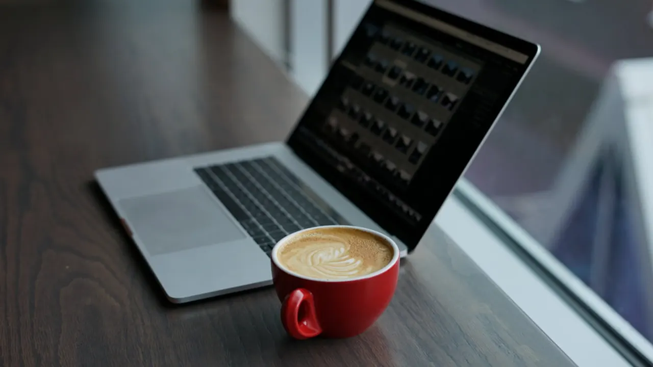 Laptop coffee.