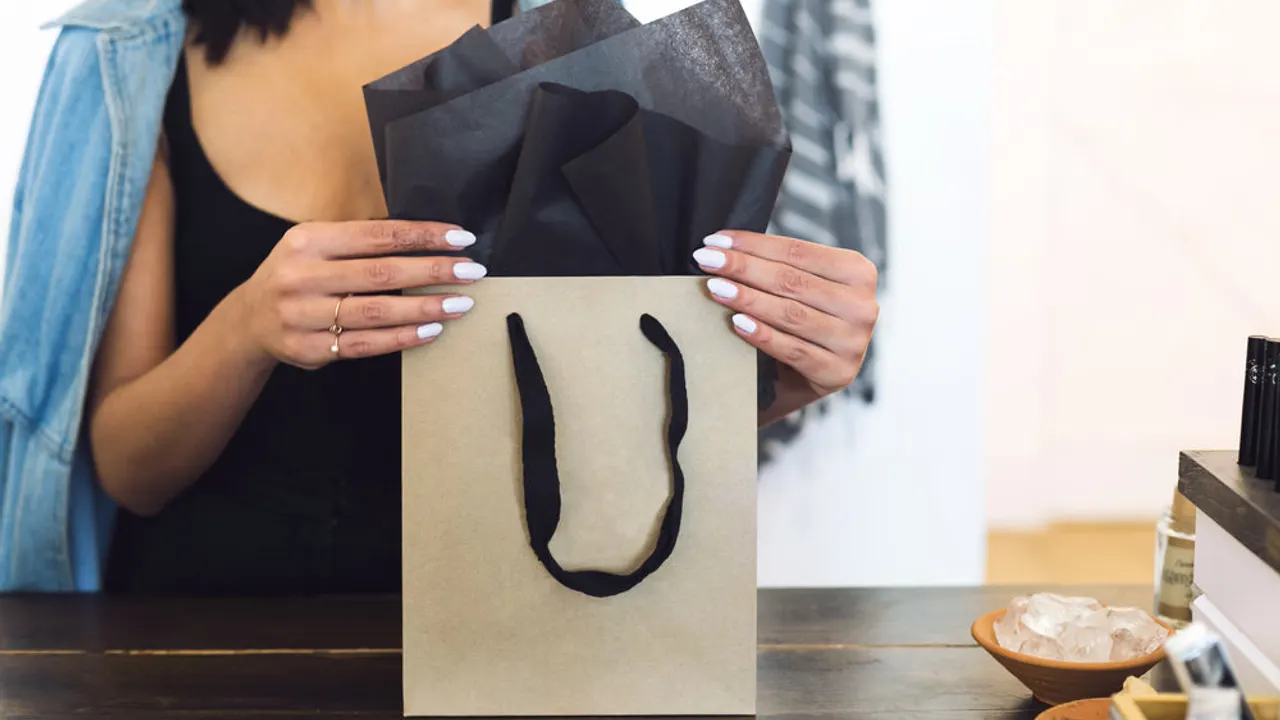 Retail shopping package.